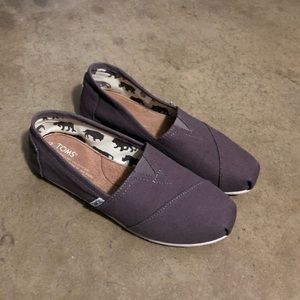 Women’s Toms Shoes